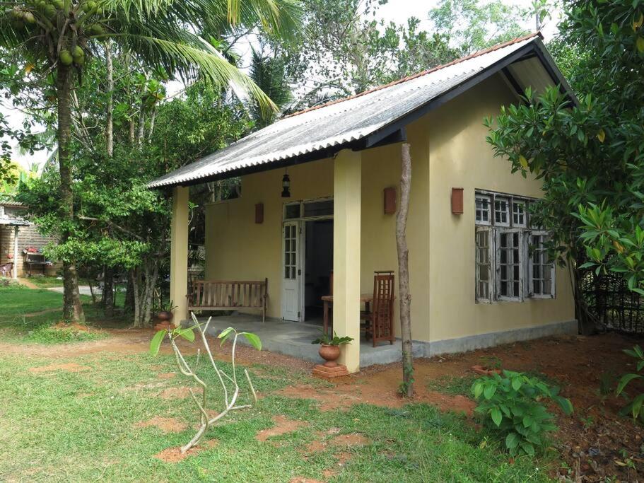 The Cinnamon Cottage