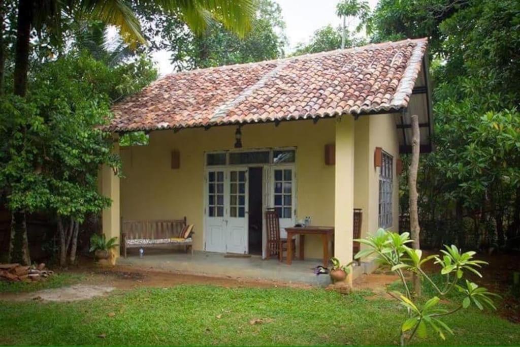 The Cinnamon Cottage