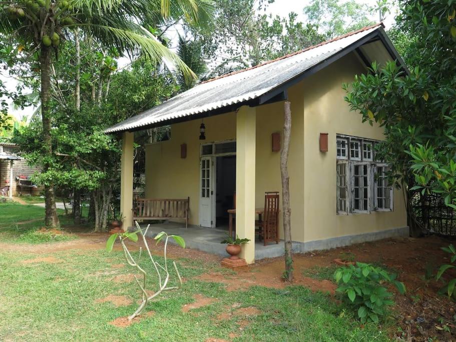 The Cinnamon Cottage