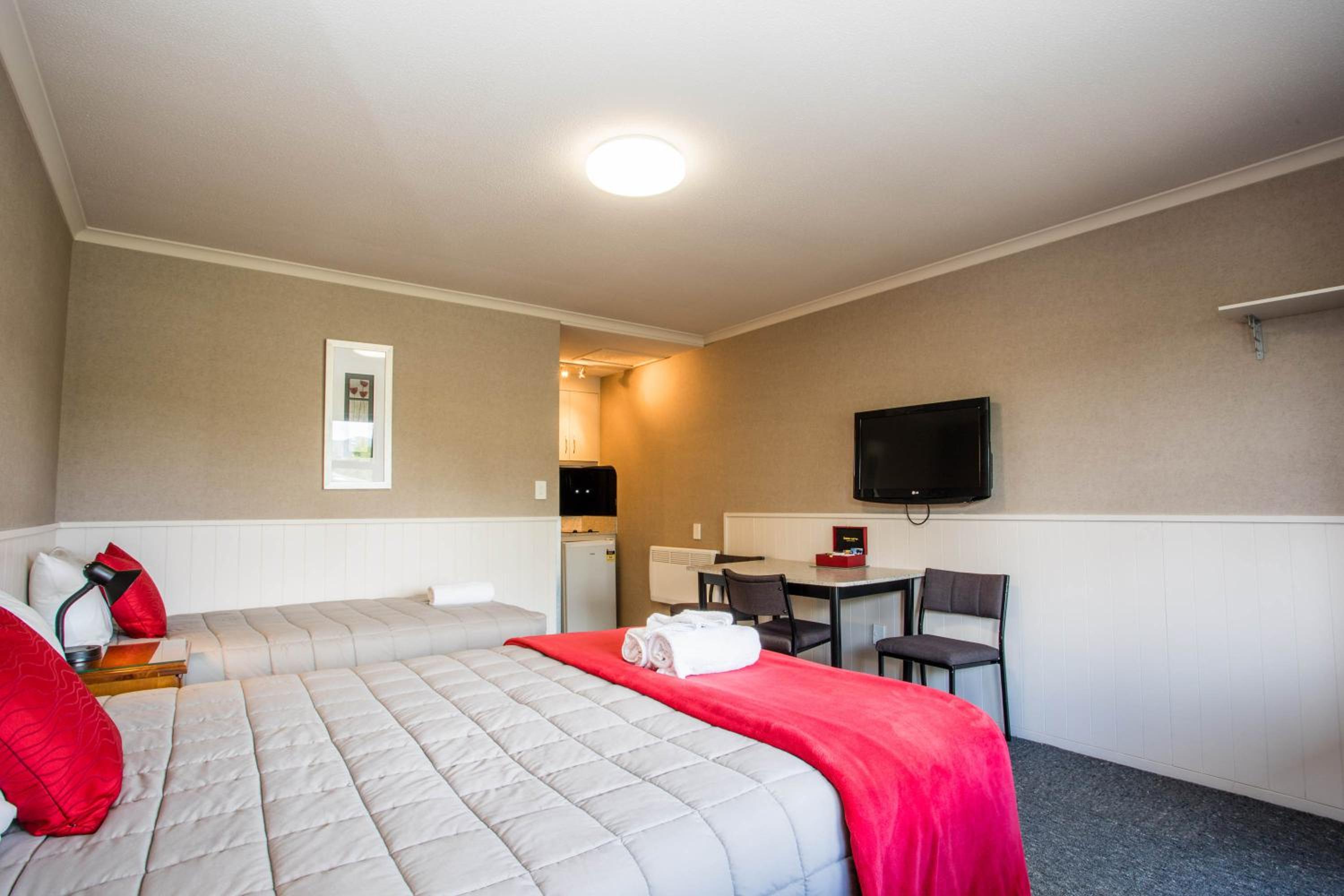 Te Anau Top 10 Holiday Park and Motels - Image 5
