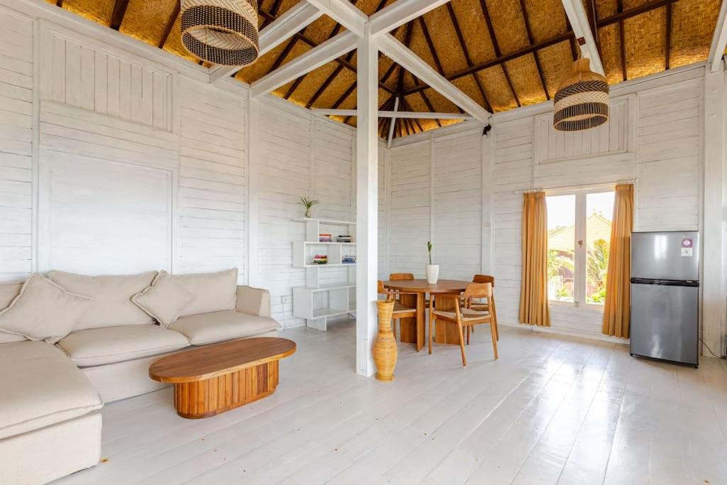 Villa Wandana - Panoramic Ocean & Sunset Views view 5