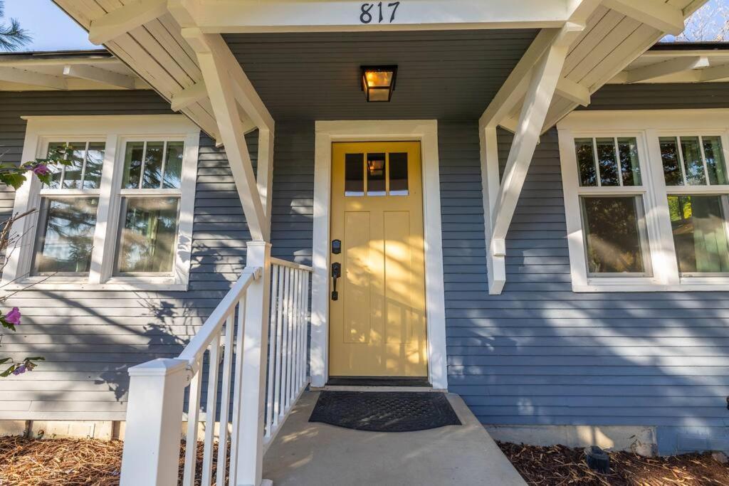 Charming Cozy Cottage with Hot Tub, photo 12