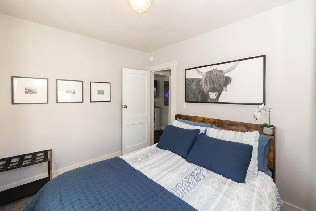 Charming Cozy Cottage with Hot Tub, photo 19
