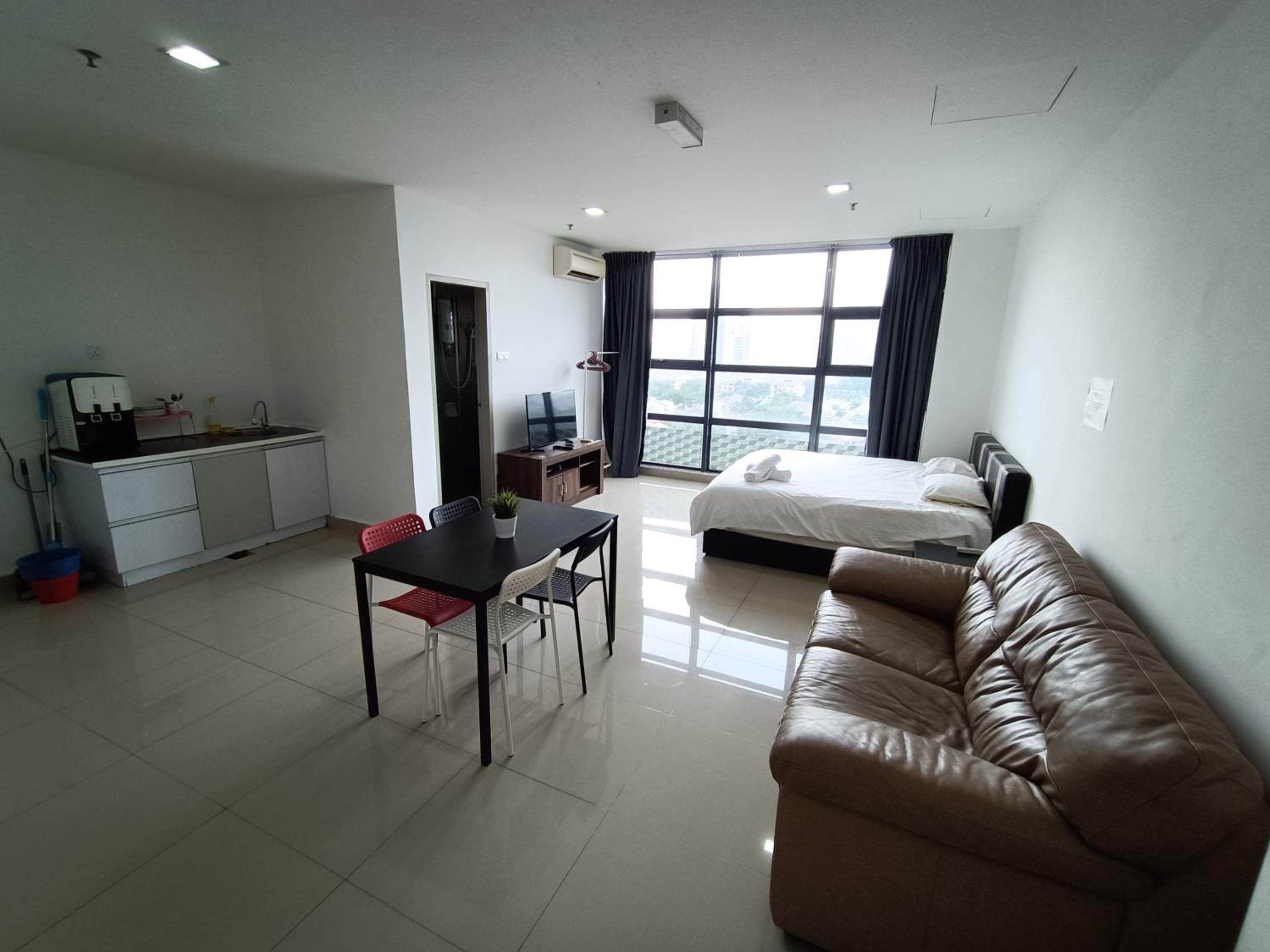 PJ5 Soho Studio Kelana Jaya by Kenangan Home photo 4
