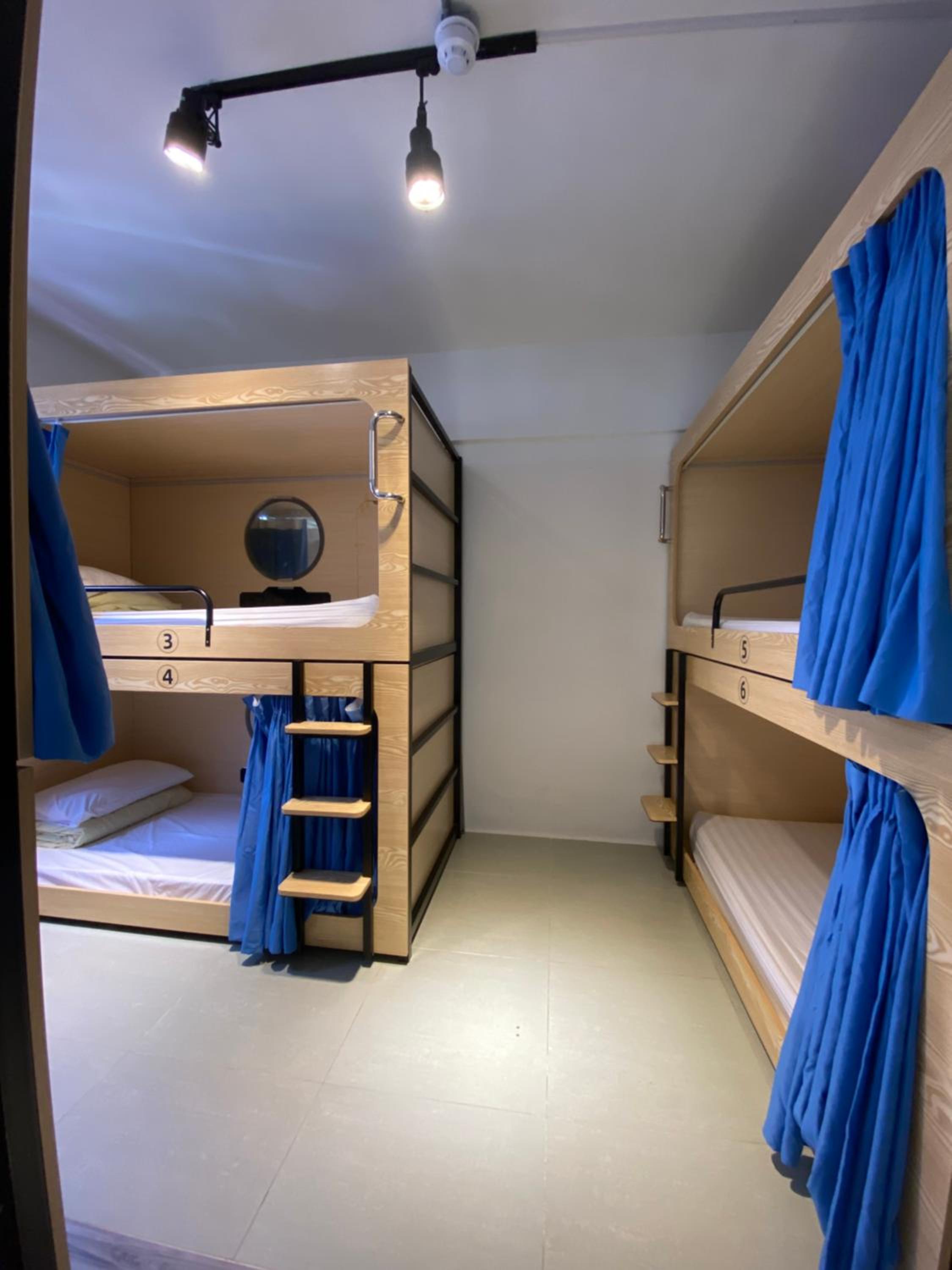 Hi Backpackers (Hong Kong Hostel Group)