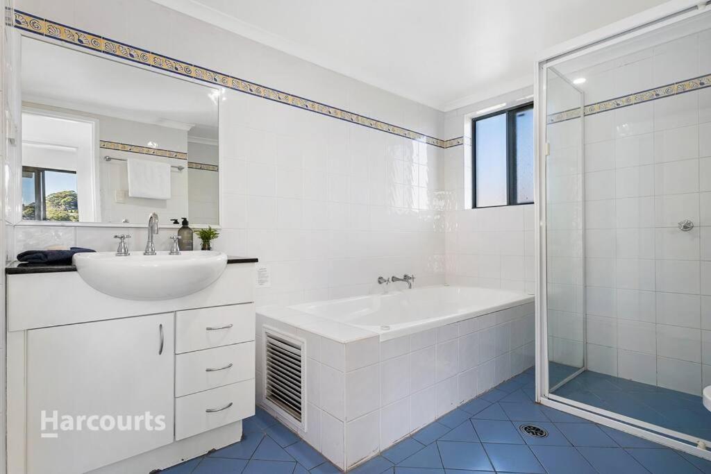 Lake View - Unit 17 Avoca Palms Resort