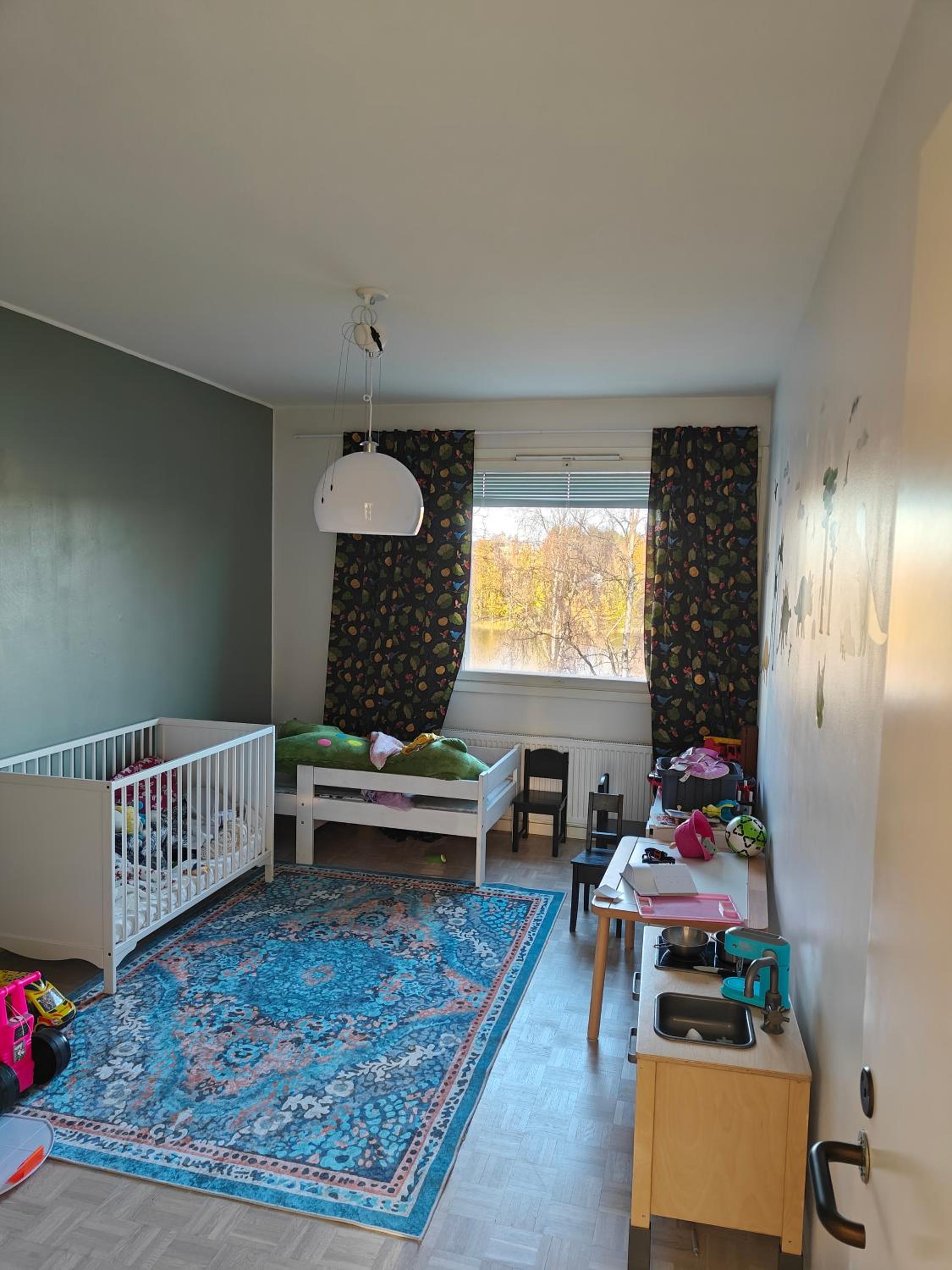 2 bedroom city apartment with lake view view 5
