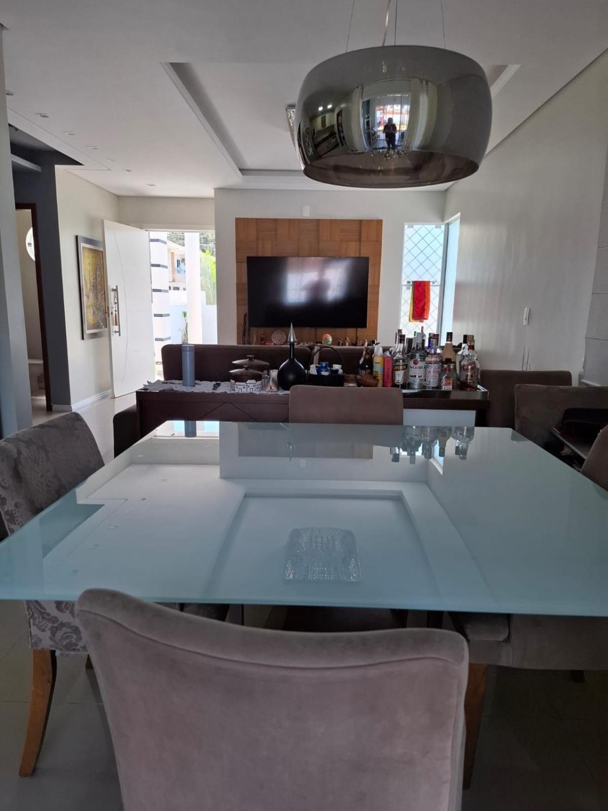 Casa de praia com piscina