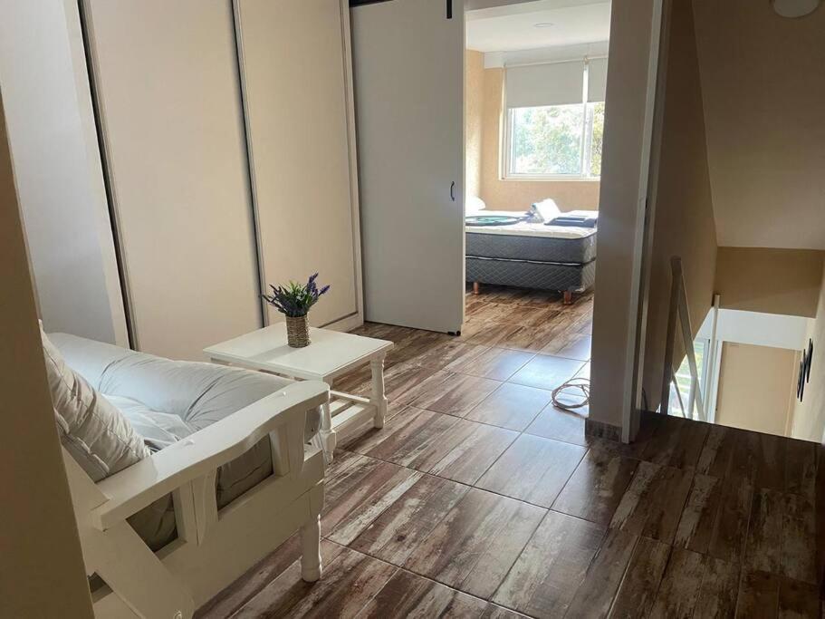Departamento de categoría en Country club con amenities en Pilar