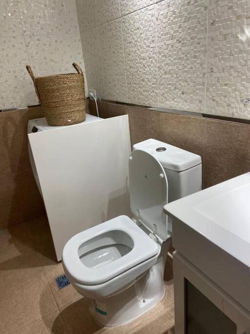 Departamento de categoría en Country club con amenities en Pilar