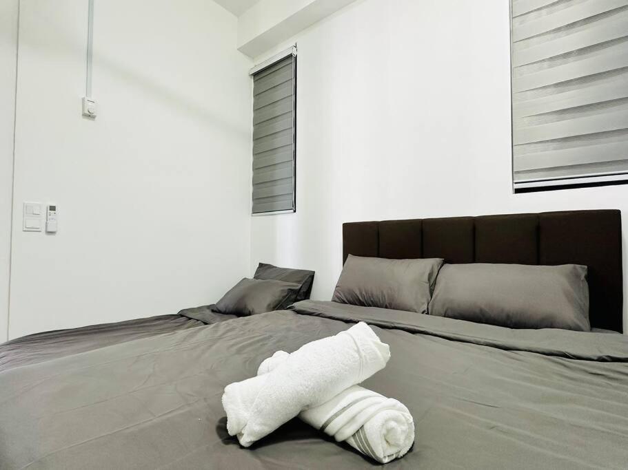 Urban Suites 8pax with Netflix and Board games with SeaView photo 7