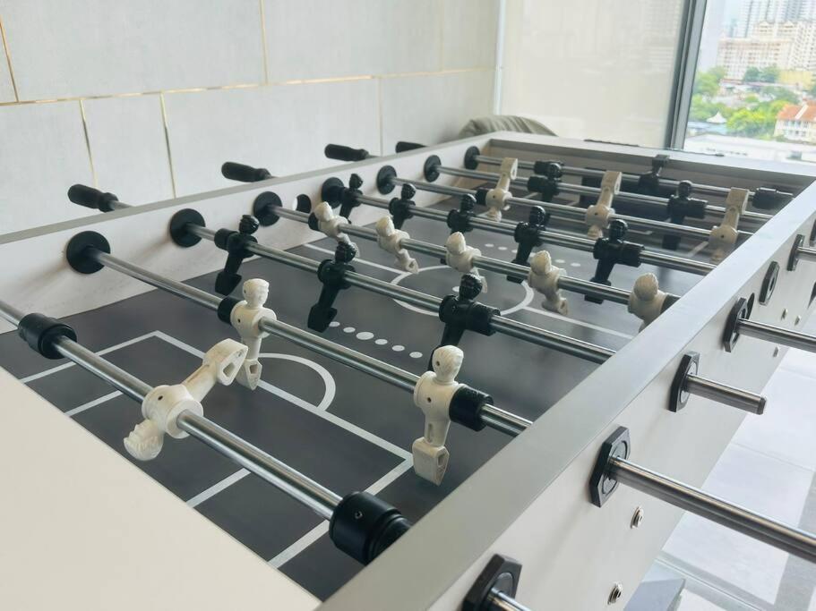Urban Suites 8pax with Netflix and Board games with SeaView