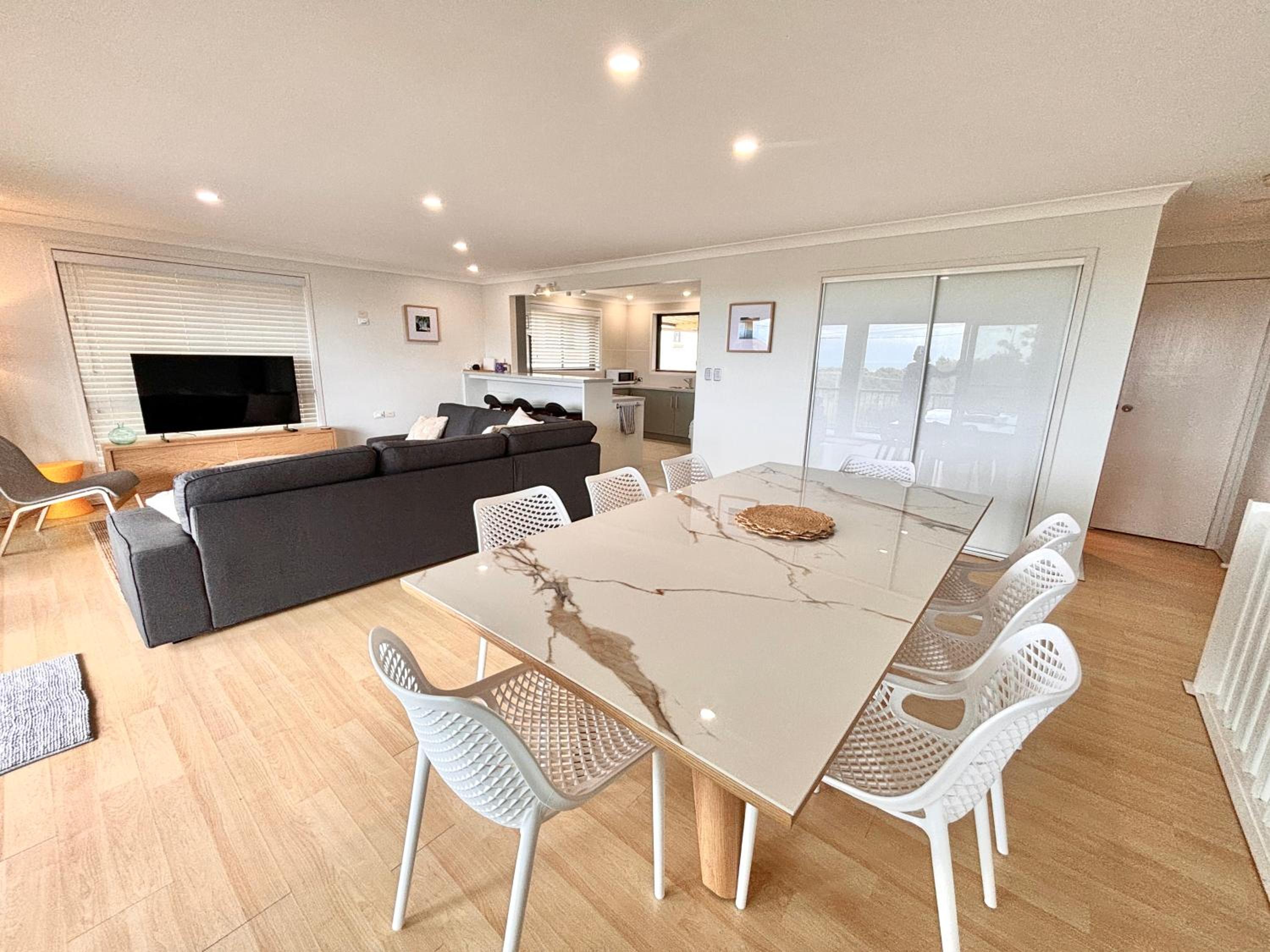 Sea Breeze 16 Wirraway Ave