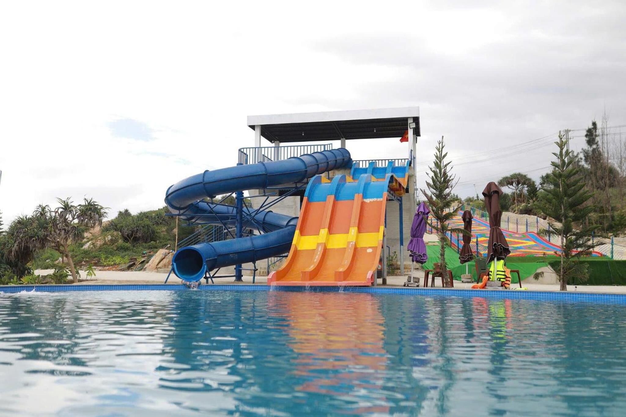 Adora Bay Ke Ga Beach Resort - Onsite Water Park view 4