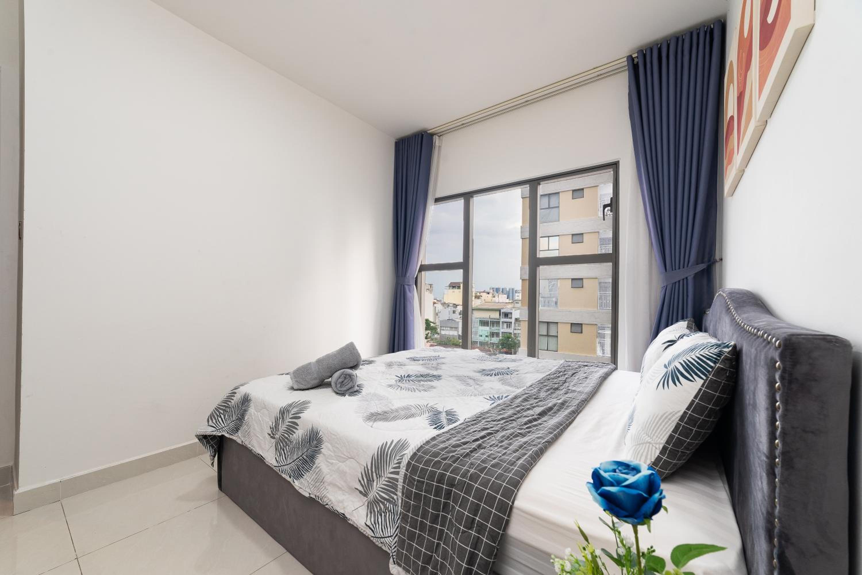 SaiGon Royal - 2BR Apartment - Hana Apart28