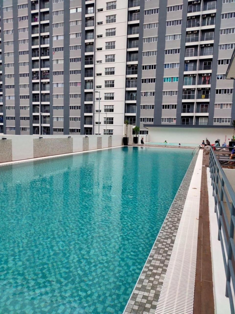 SYG9 Kita Impian Cybersouth Homestay 3 Bilik Tidur with Swimming Pool photo 1