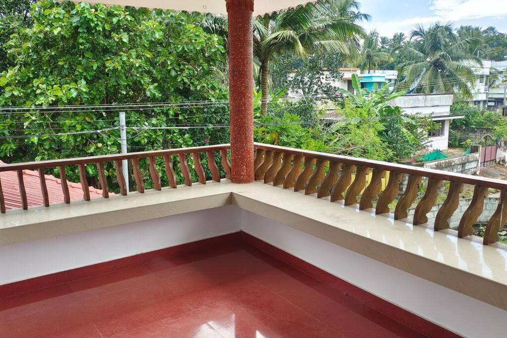 3 BHK furnished spacious antique Villa at Vellayani