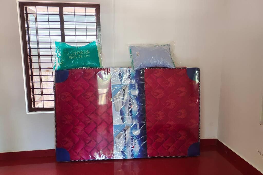 3 BHK furnished spacious antique Villa at Vellayani