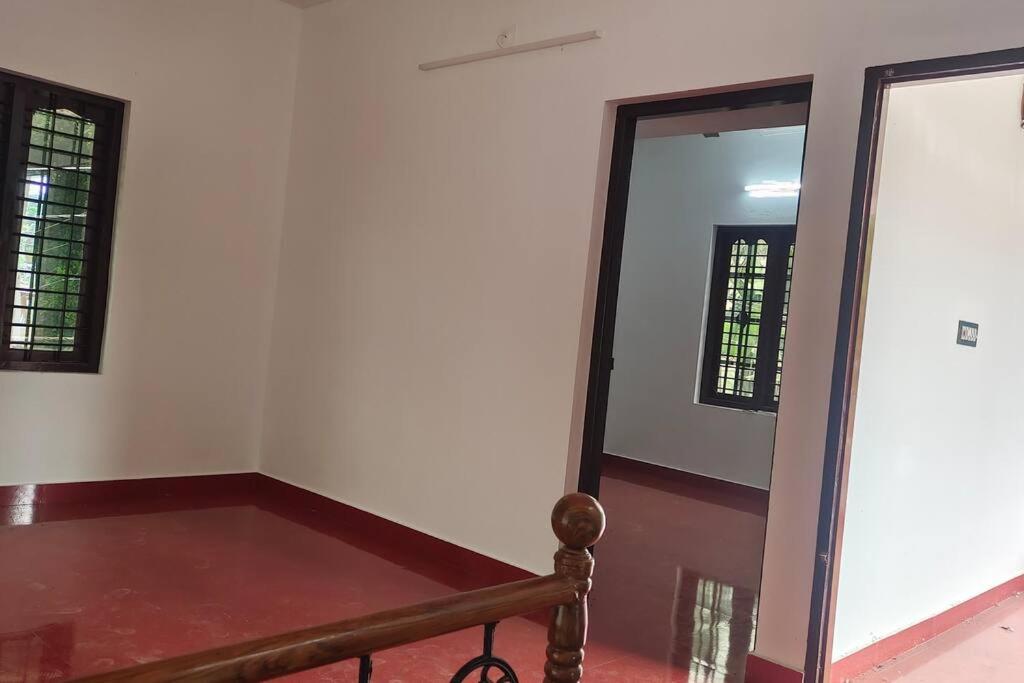 3 BHK furnished spacious antique Villa at Vellayani