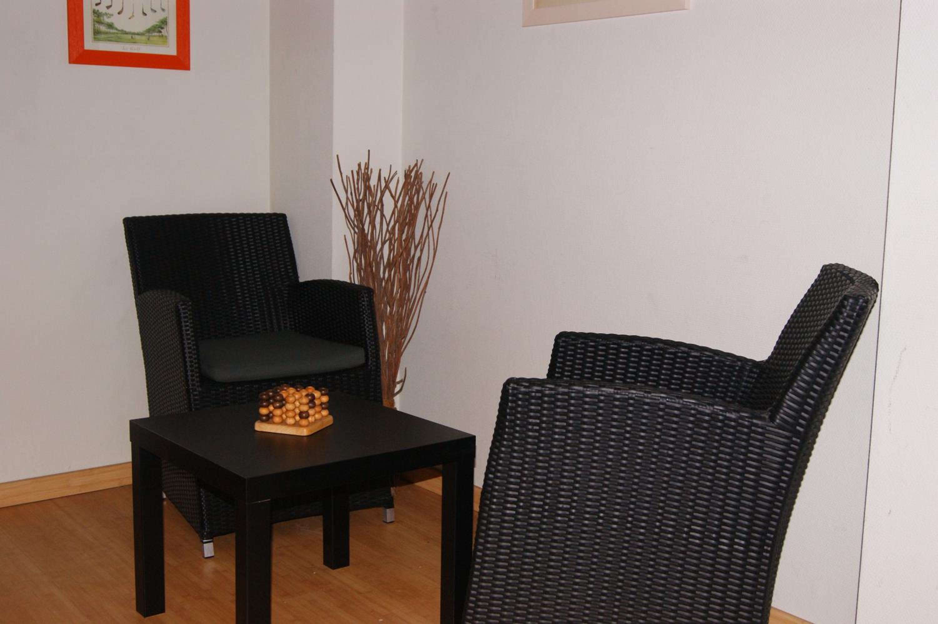 Pau Vacations - Hotel Central - Property Image 1
