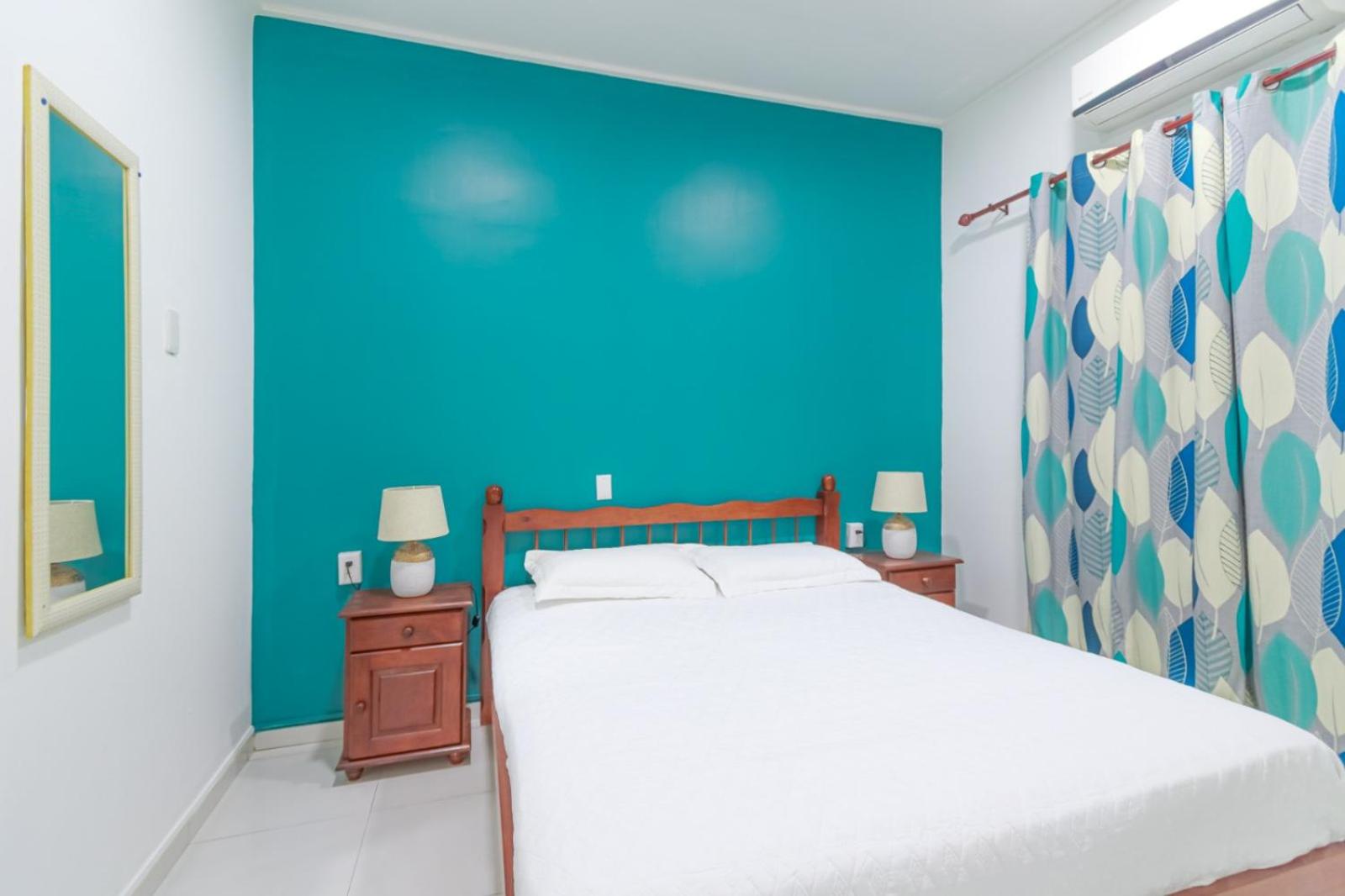 2 Bedroom Apartment near Mambo Beach