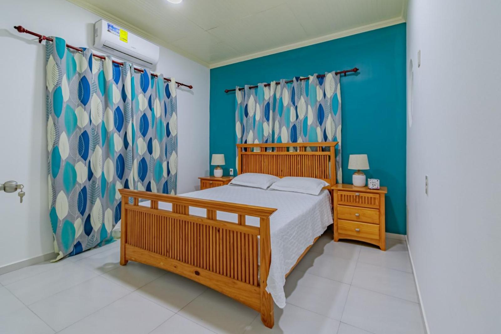 2 Bedroom Apartment near Mambo Beach