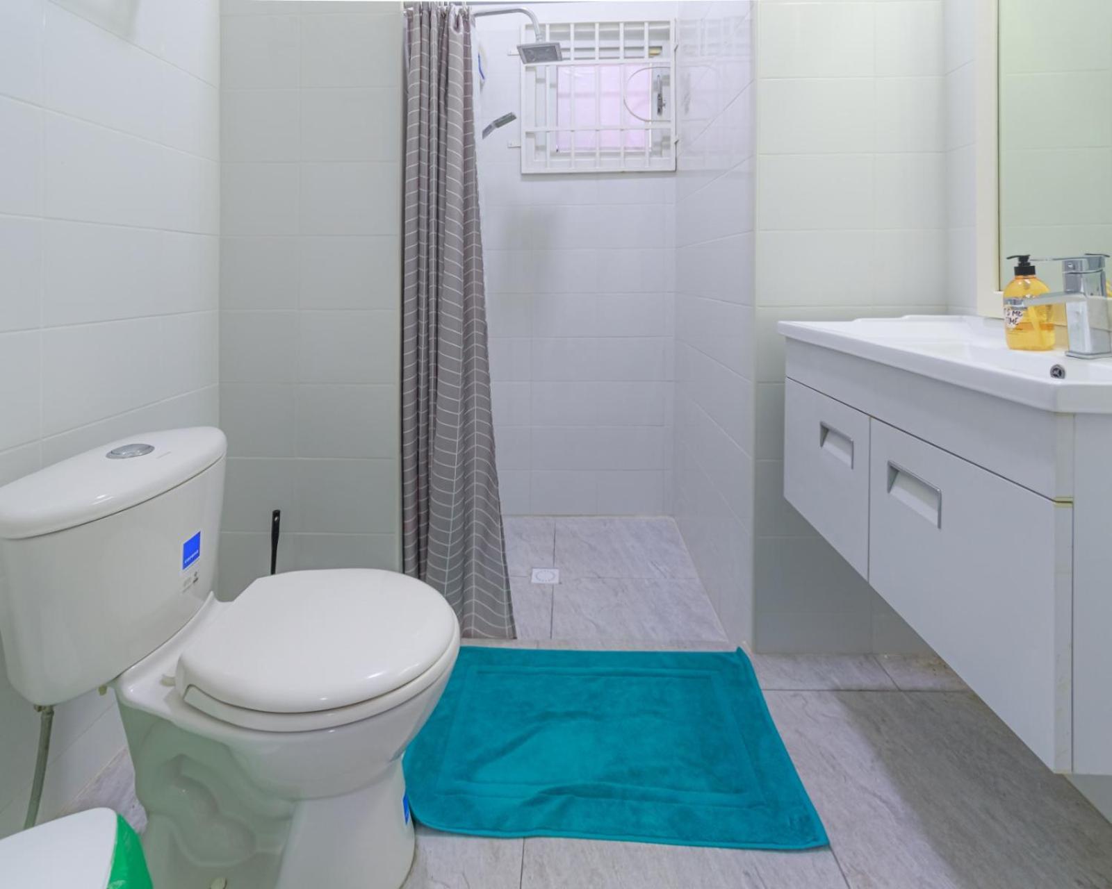 2 Bedroom Apartment near Mambo Beach