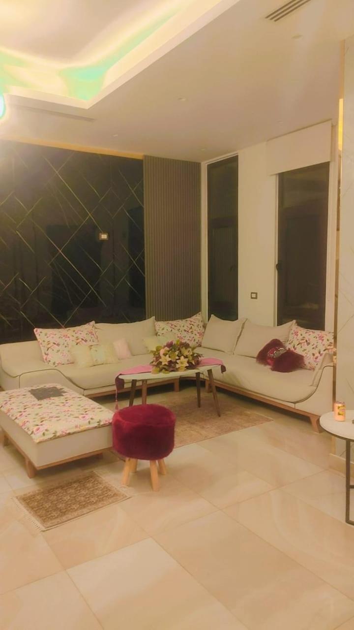 Villa rose 3 view 5