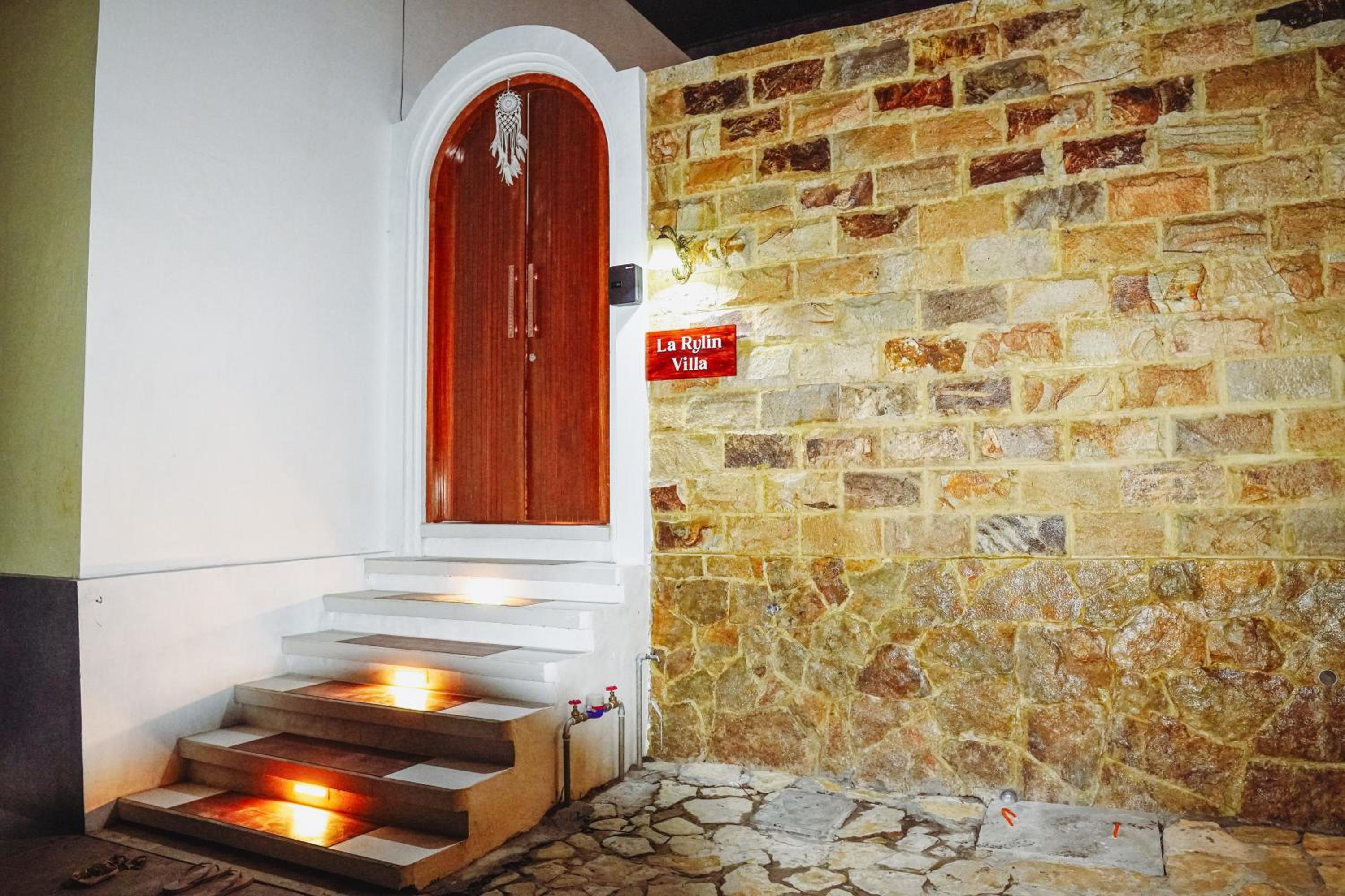 Photo 25
