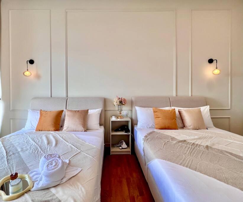 3BR-Countryroad-Paradigm Residence by Guesthouse-6-8Pax