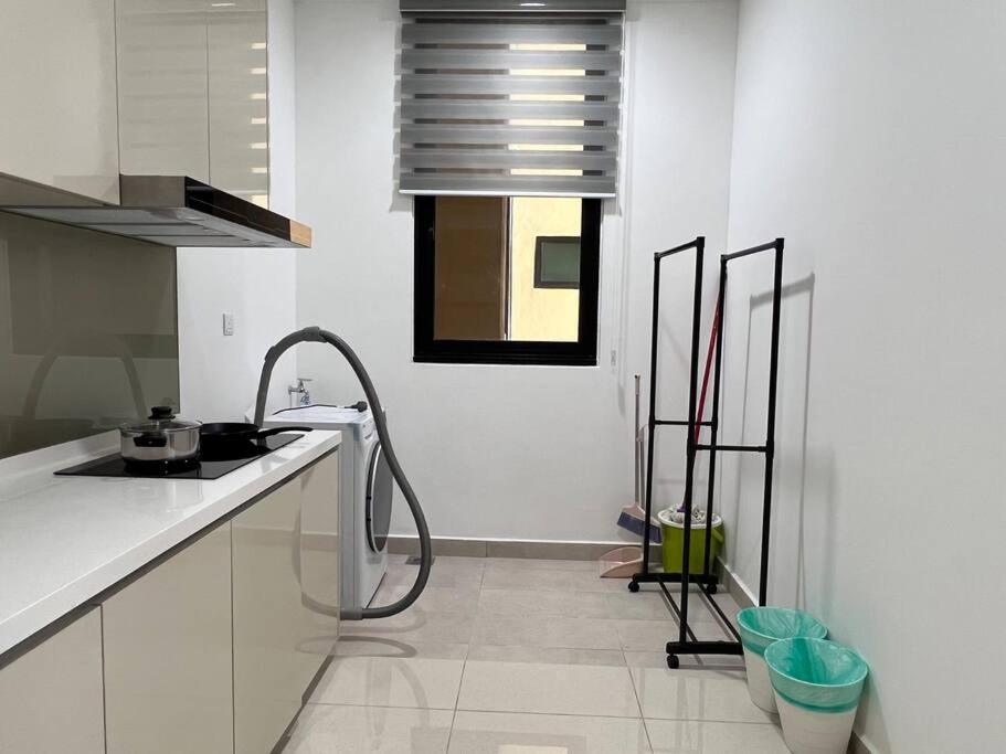 3BR-Countryroad-Paradigm Residence by Guesthouse-6-8Pax