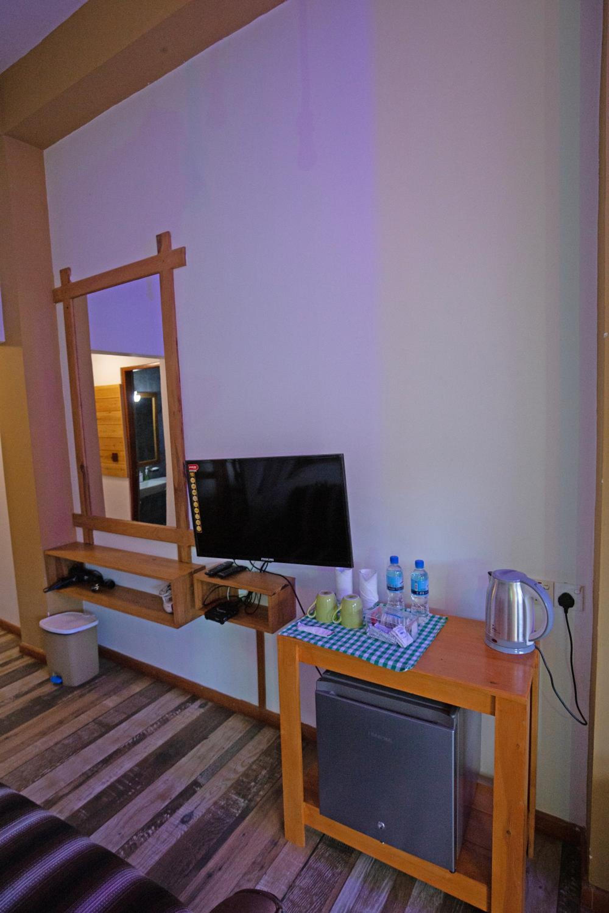 Photo 210