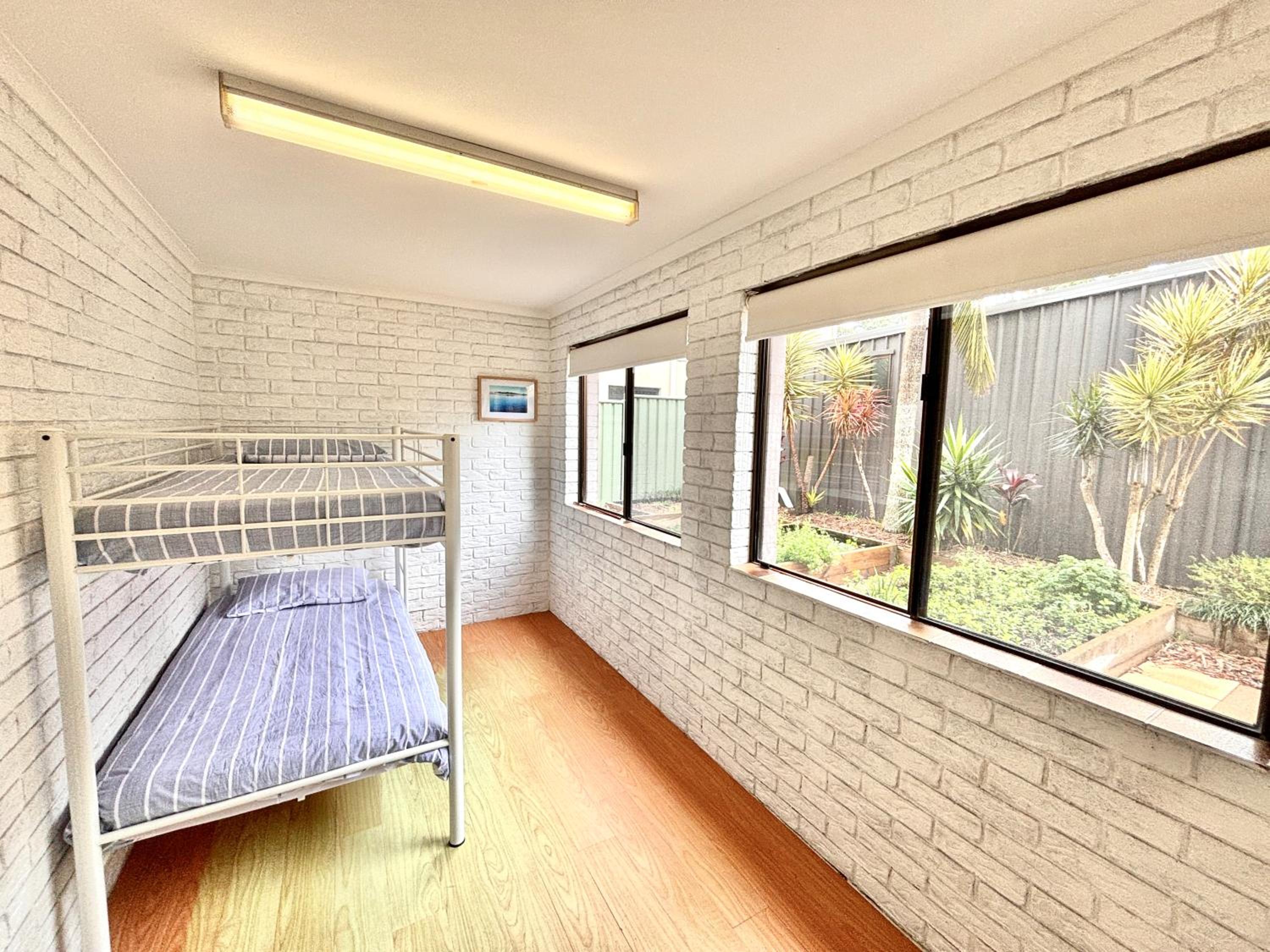Sea Breeze 16 Wirraway Ave