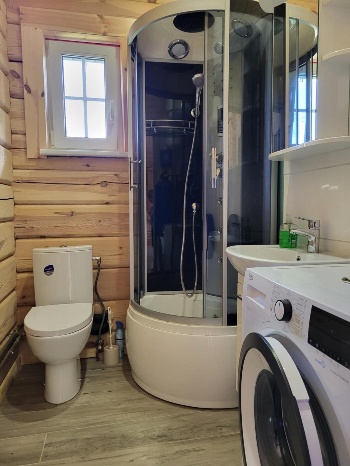 Pine Valley Villa - beautiful nature, jacuzzi, sauna, cozy log house view 3