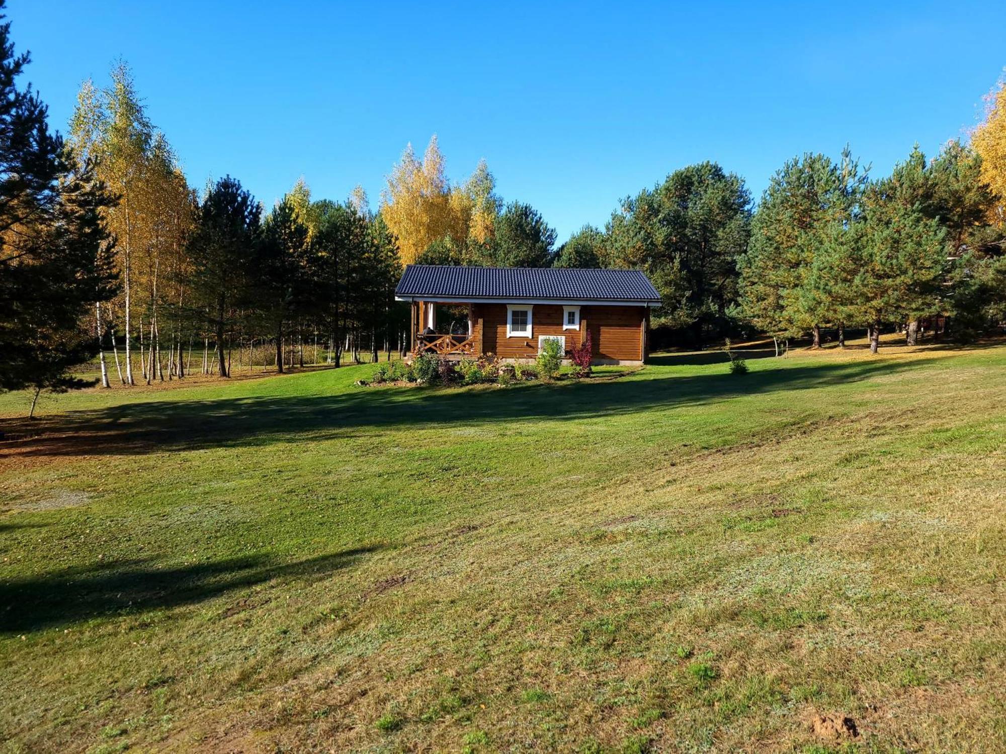 Pine Valley Villa - beautiful nature, jacuzzi, sauna, cozy log house view 5