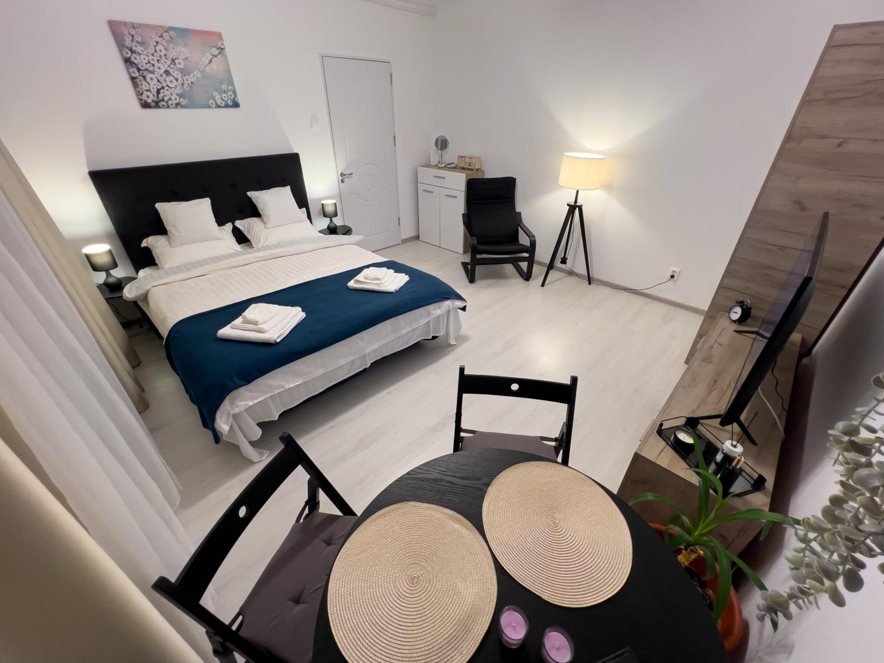 Cloudscape Apartment near National Arena & Mega Mall