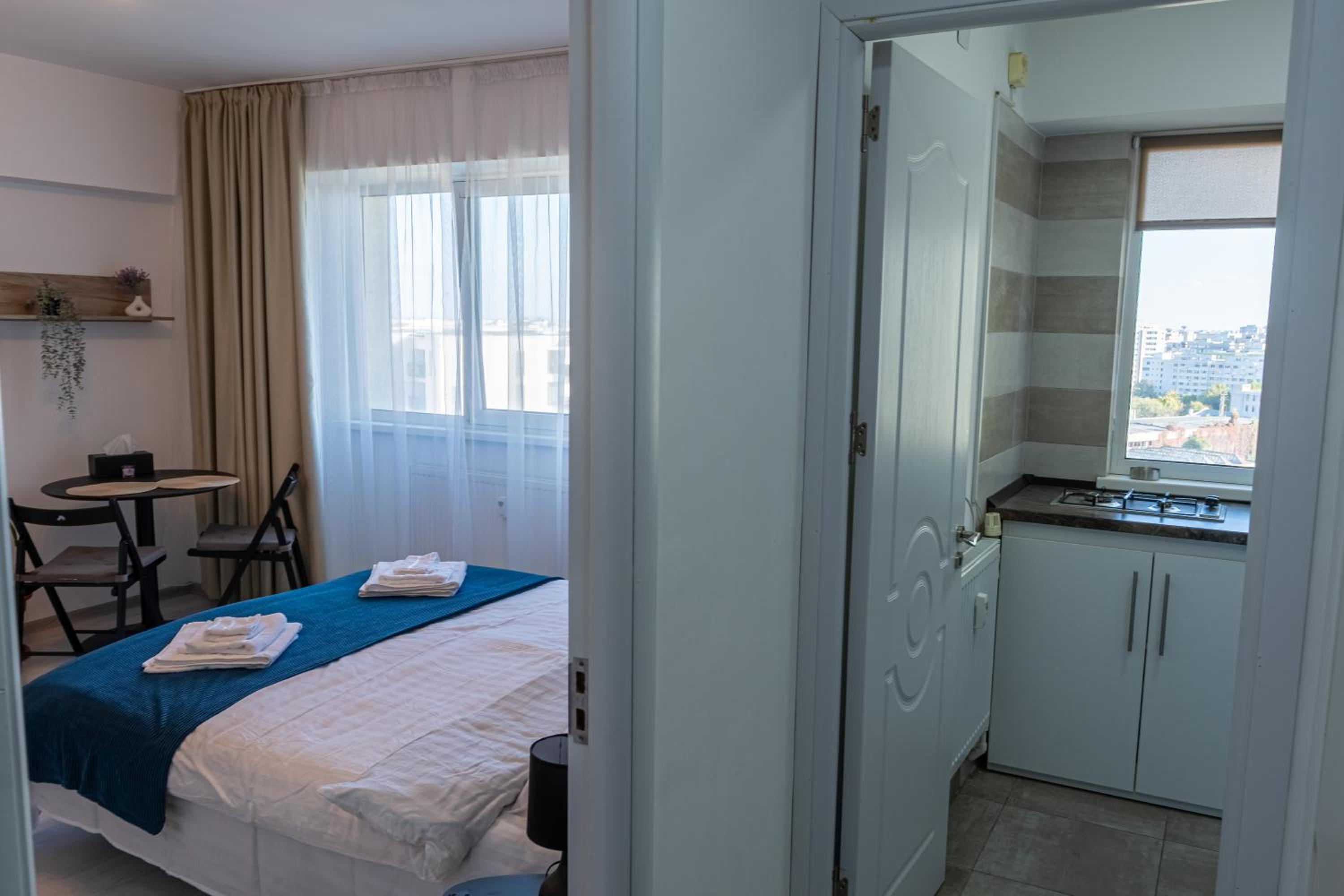 Cloudscape Apartment near National Arena & Mega Mall
