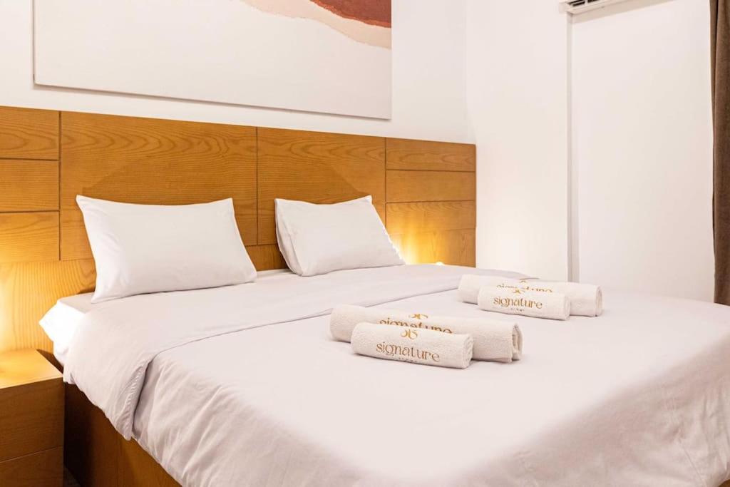 Signature Stays Private Apt with a huge terrace