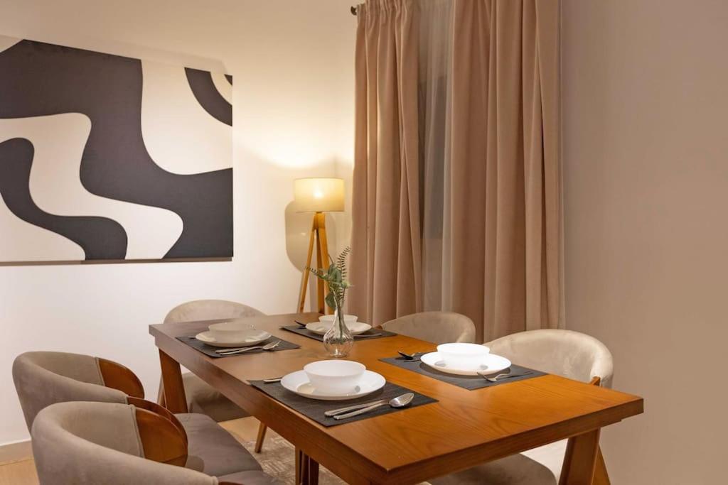 Signature Stays Private Apt with a huge terrace