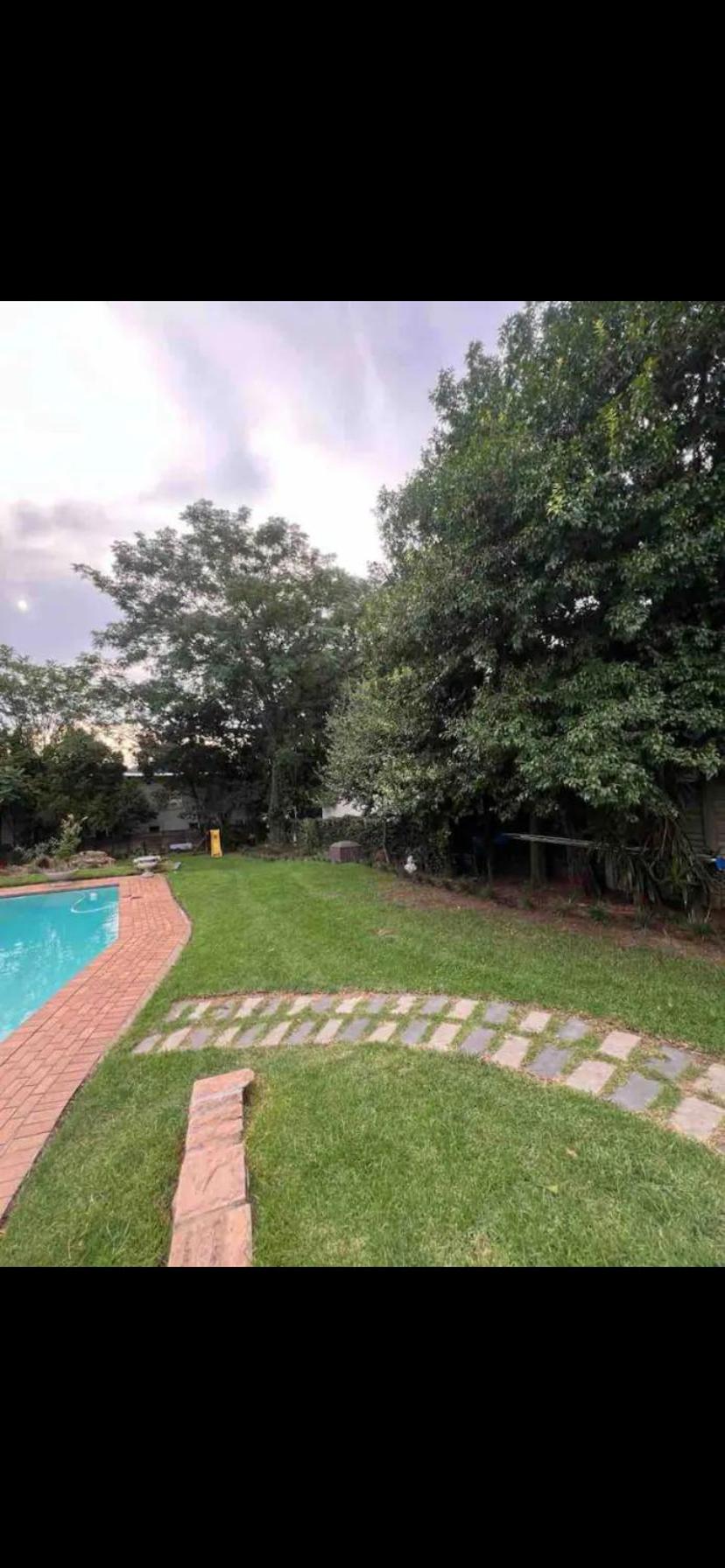 MalaikahsNest Huge 7 bedroom house