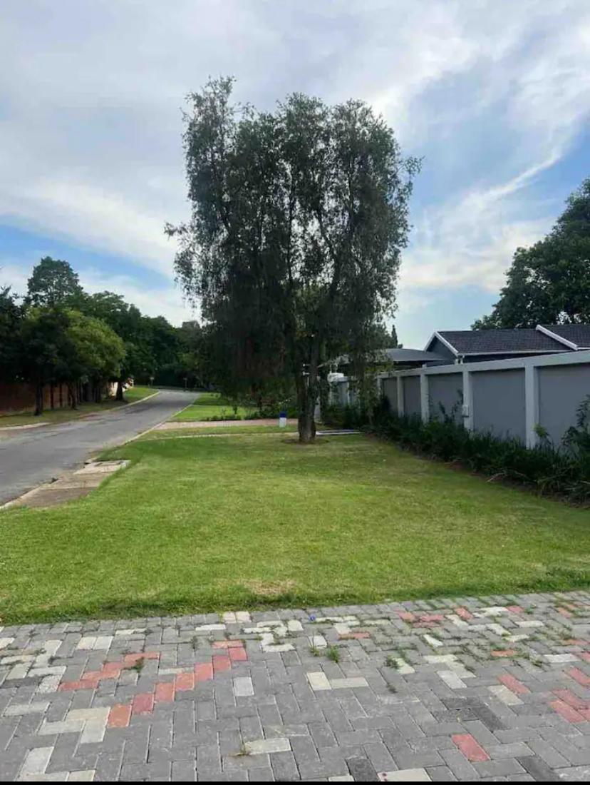 MalaikahsNest Huge 7 bedroom house