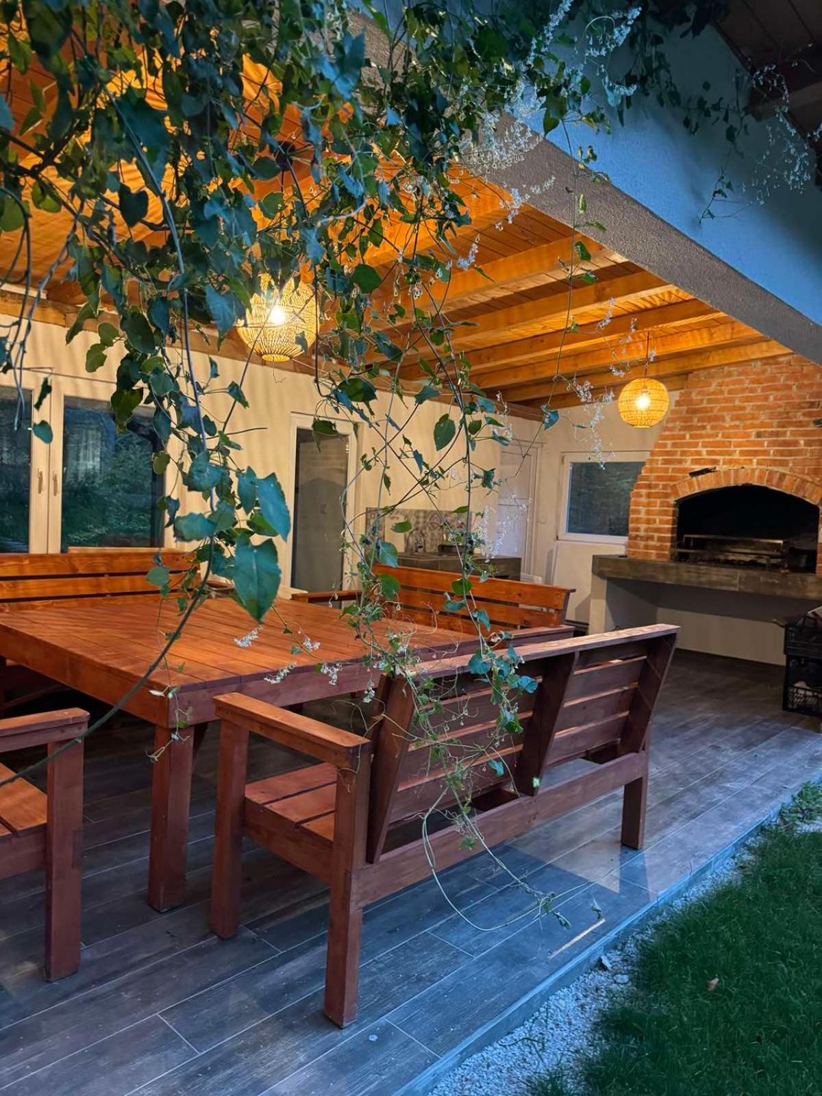 Villa Rivus - Private Family Retreat near Sarajevo