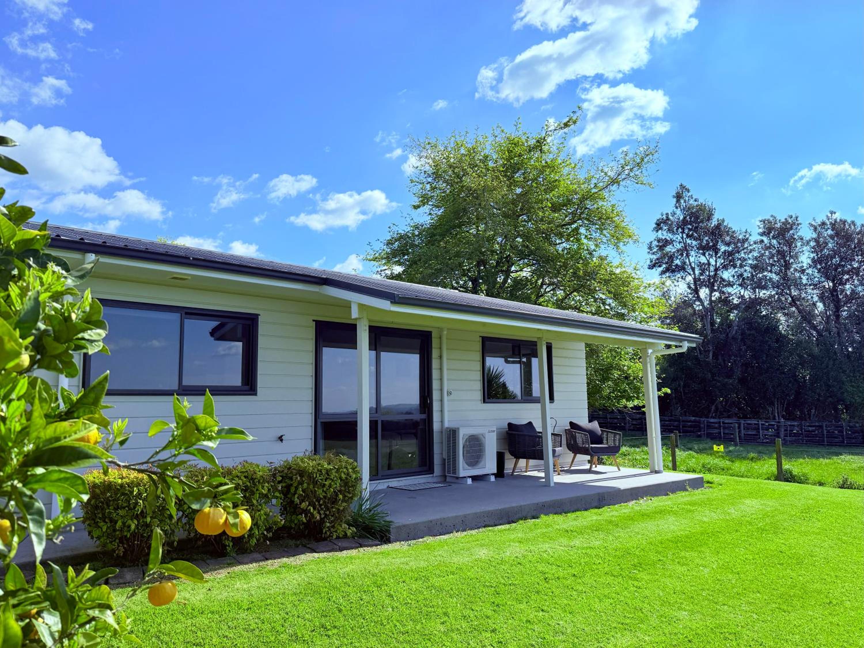Kaimai Cottage view 5