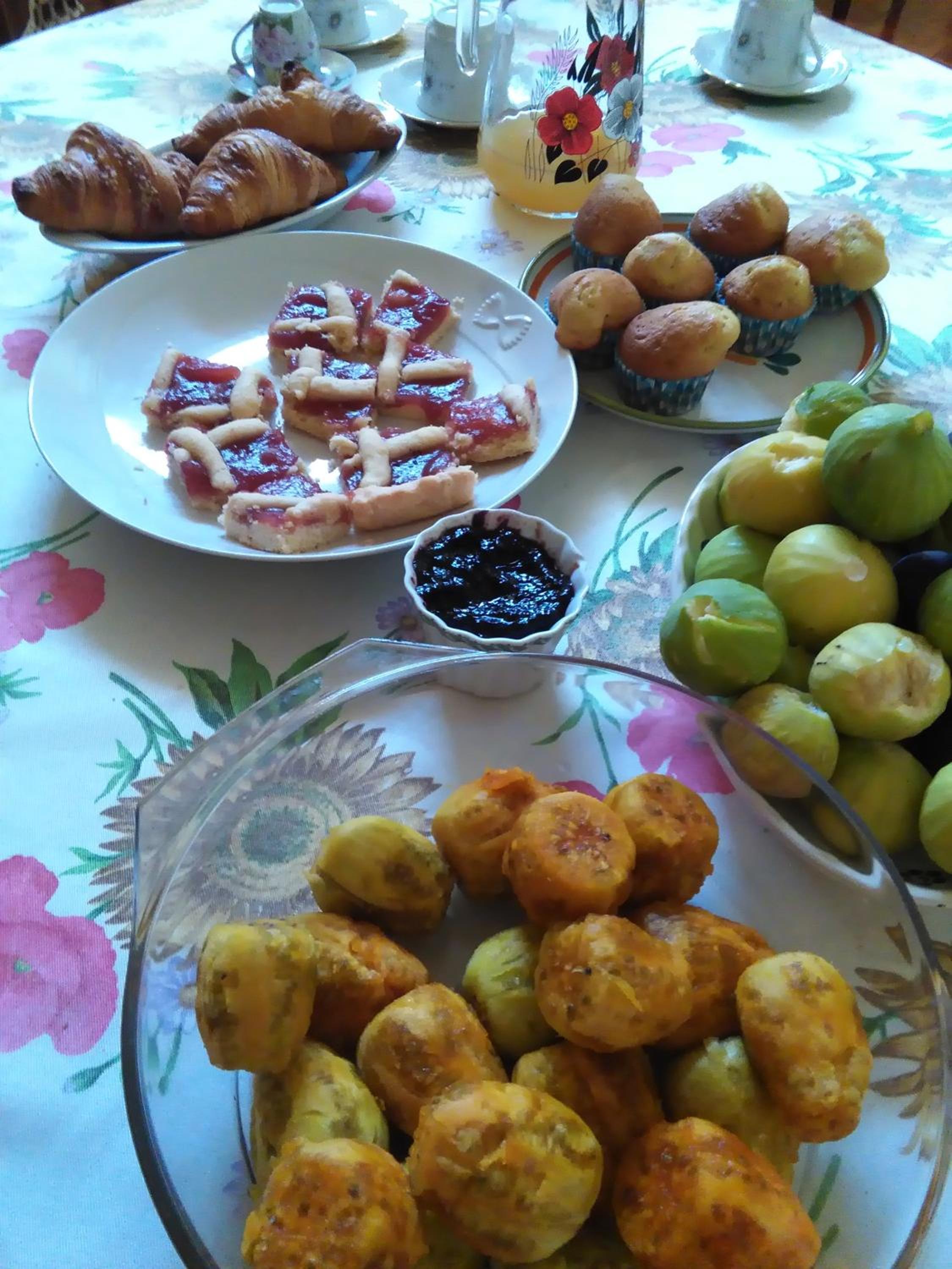 Photo 11