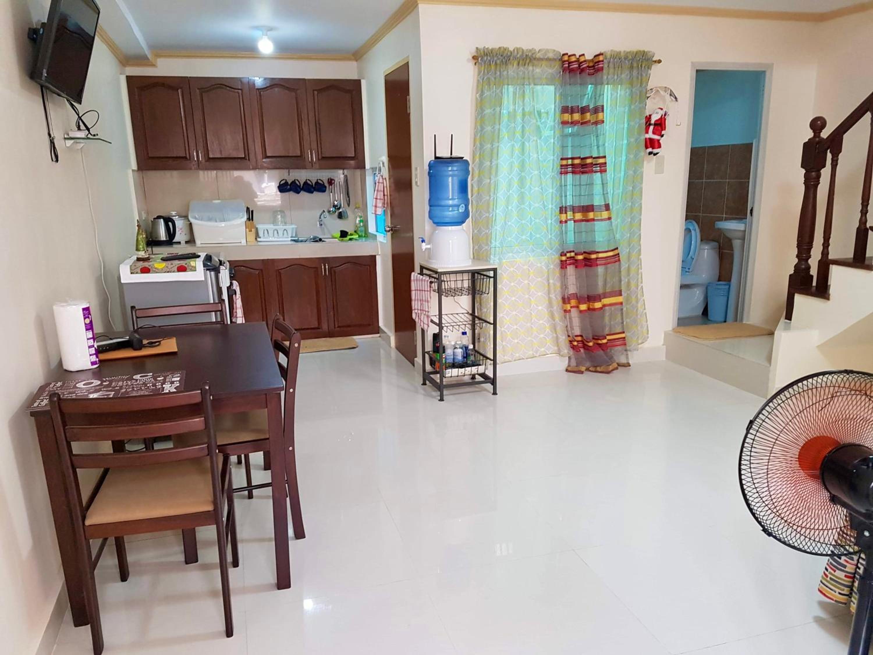 2 Storey House for rent in Cebu view 5