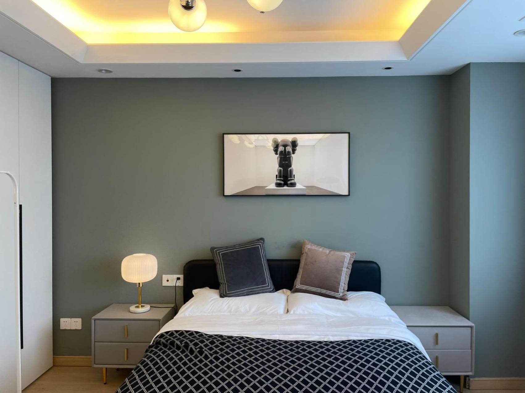 Shanghai Lerongju Boutique Apartment Metro Line 8 20meter
