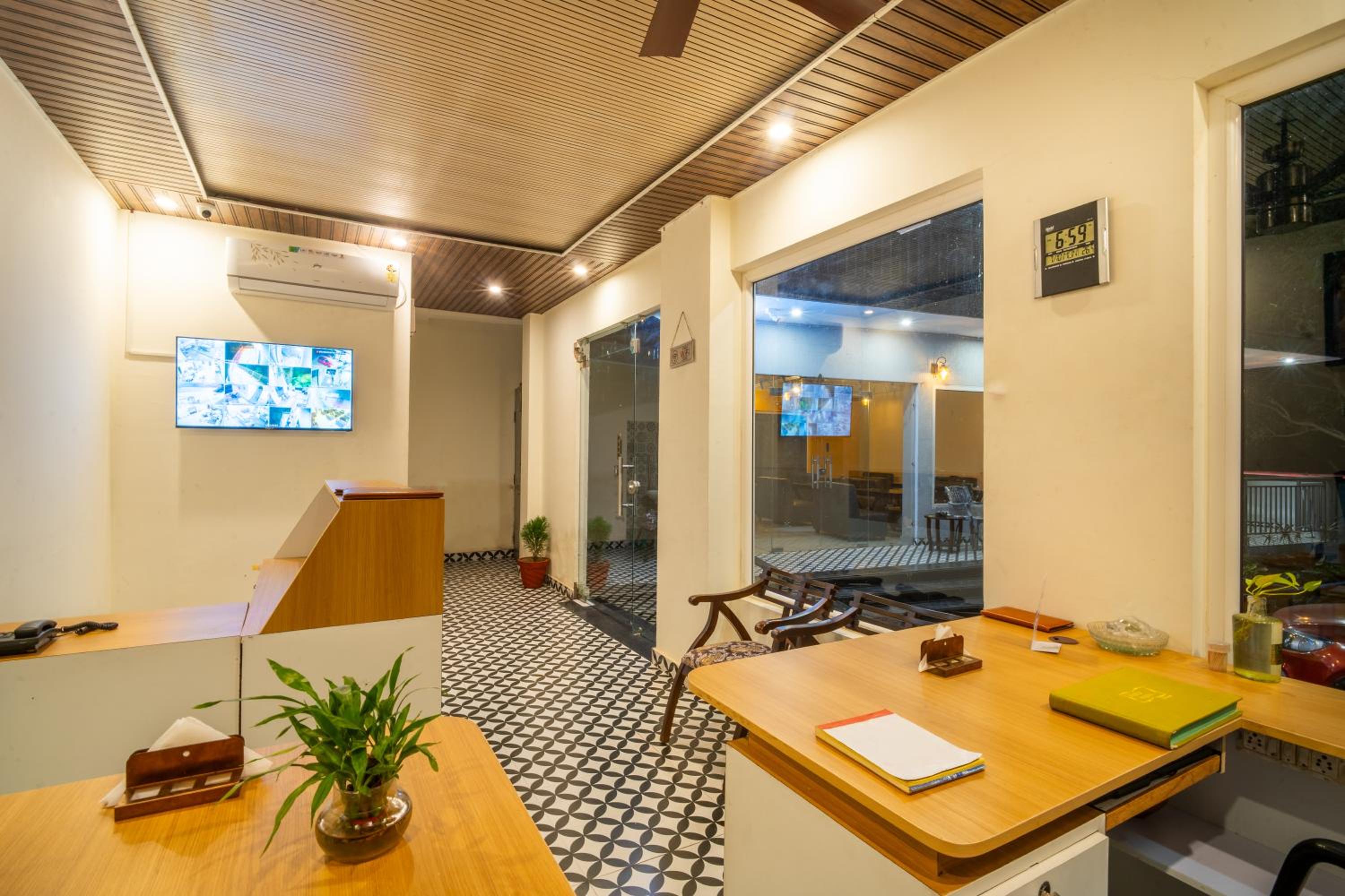 M-aple Hills Resort