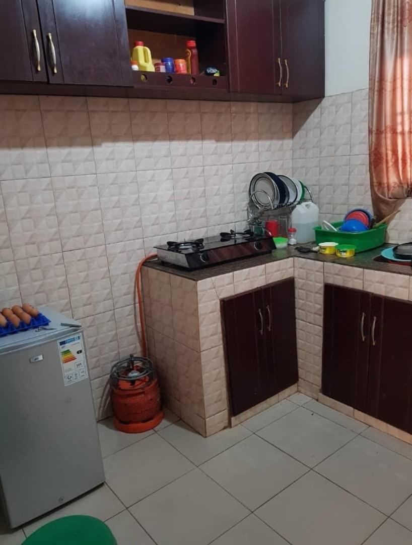 Dex Suites