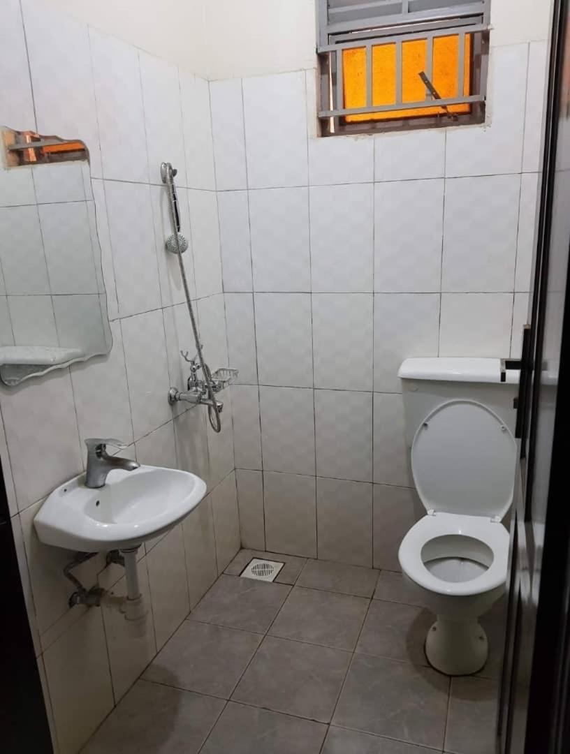 Dex Suites