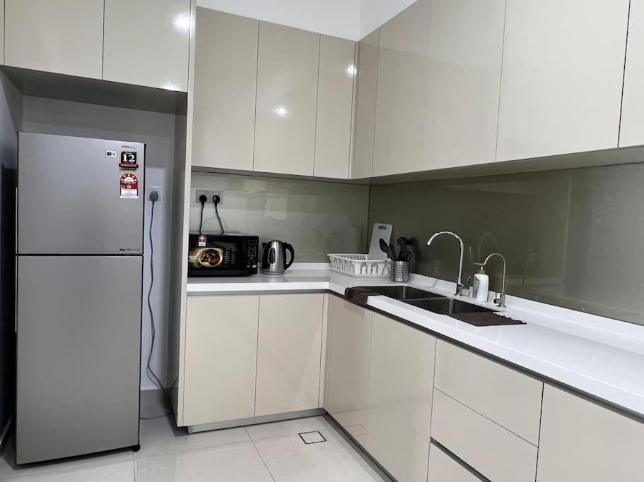 3BR-Sora-Paradigm Residence by Guesthouse-8-9Pax